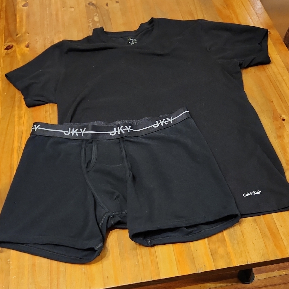 Set Of Calvin Klein TShirt and Jockey JKY Boxer Briefs